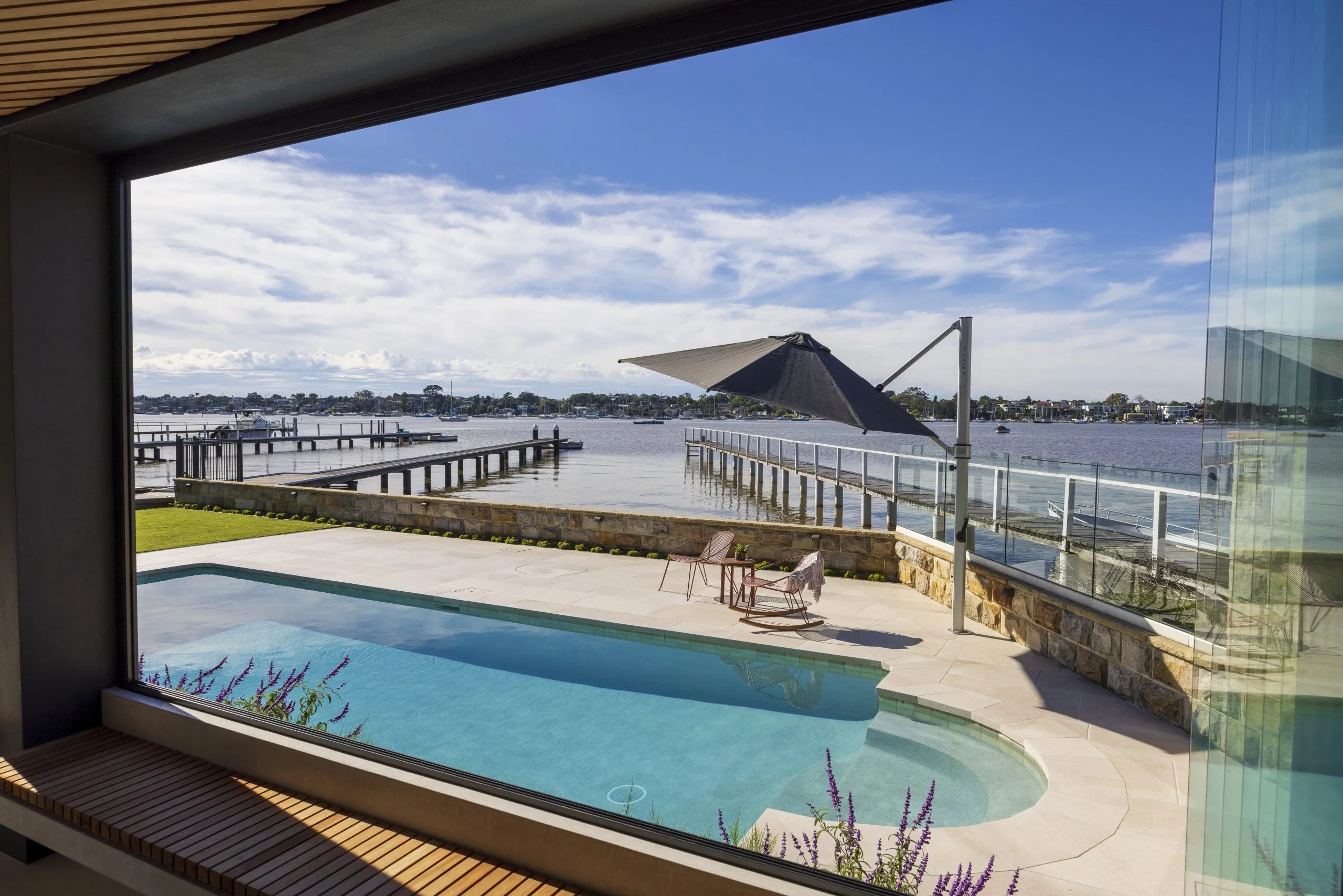 Eclipse Cantilever Umbrella