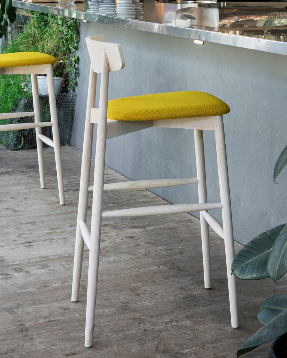Claretta Stool